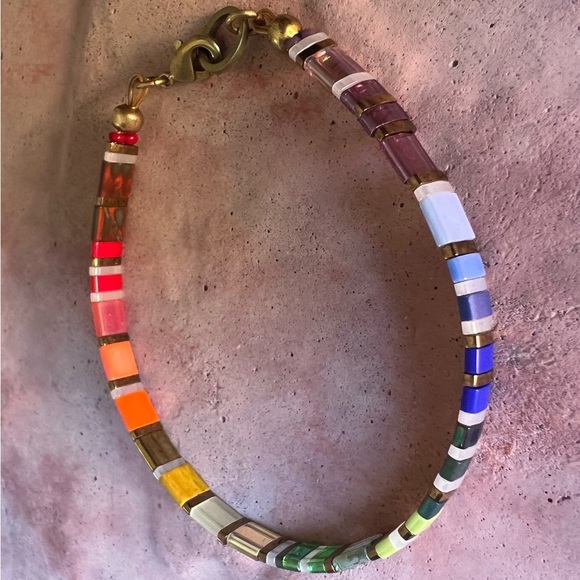 Handmade Miyuki tila bracelet with mixed rainbow design - Picture 4 of 9